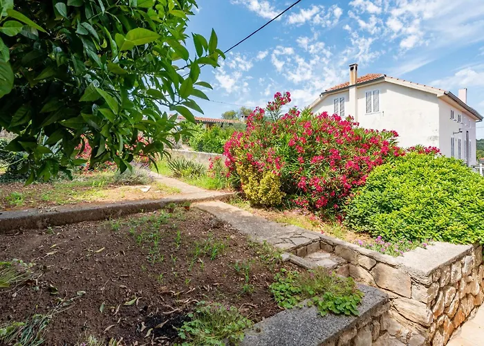 2 Bedroom Lovely In Apartman *