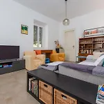 2 Bedroom Front In Apartamento *