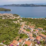Apartamento 2 Bedroom Front In *